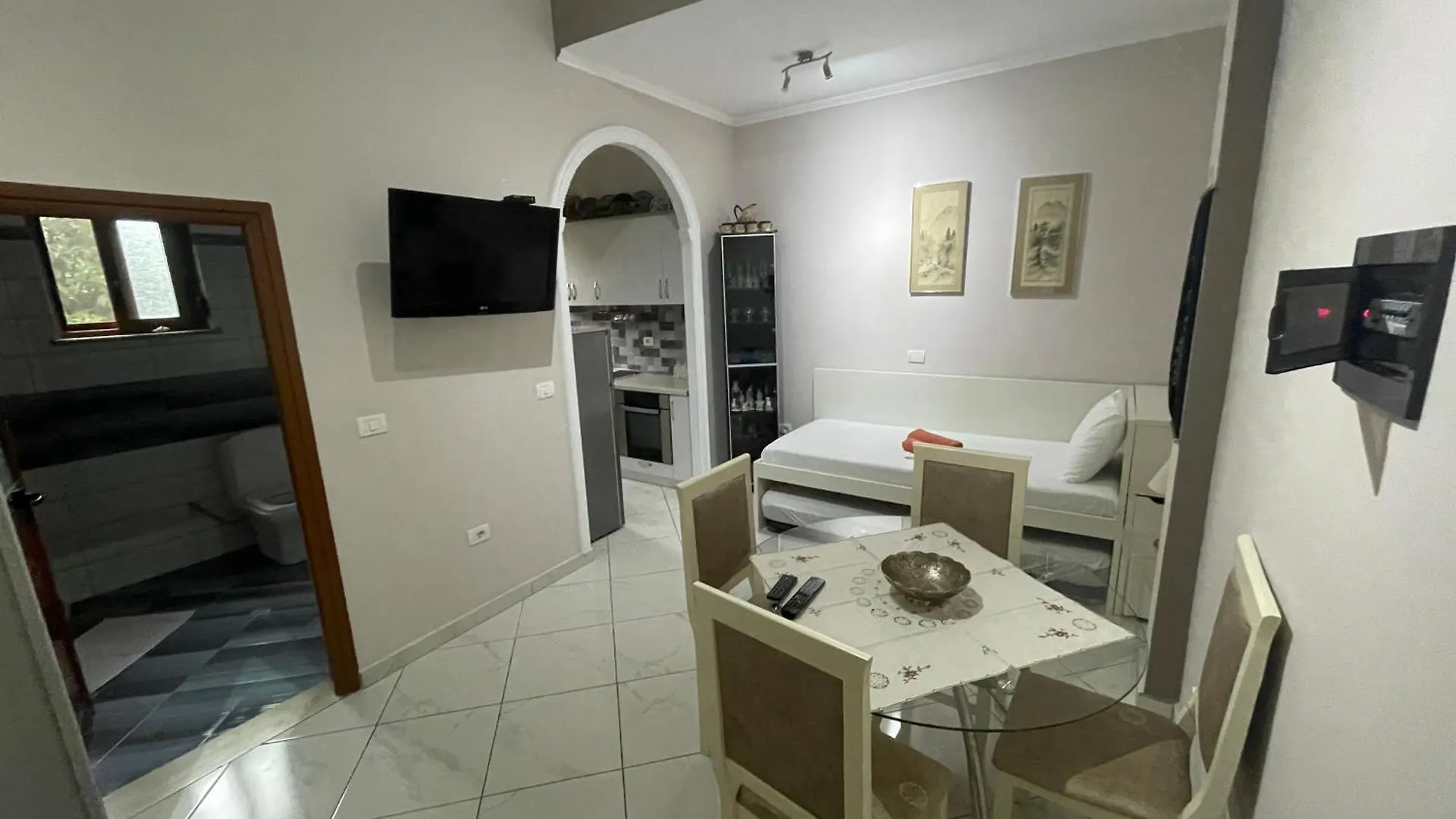 Edgar Hotel Радима Албания